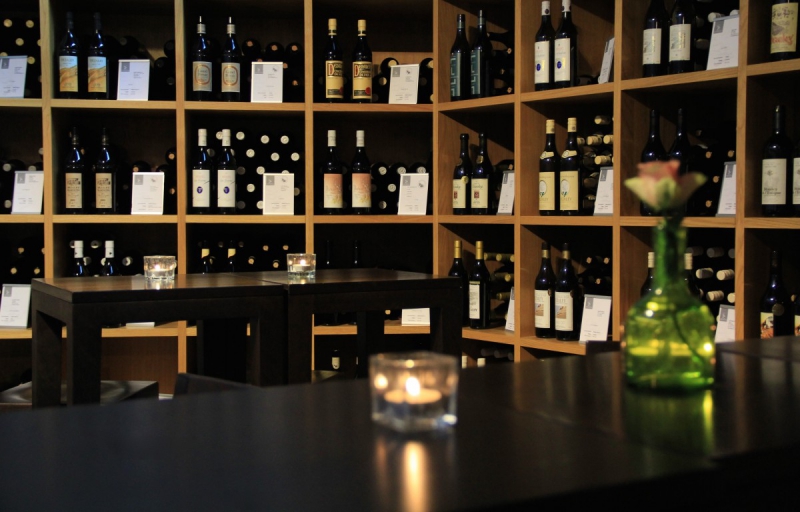 magasin-TRIGANCE-min_wine_vinorama_wine_bottle_cellar_red_wine_wines_storage_wine_rack-1077047
